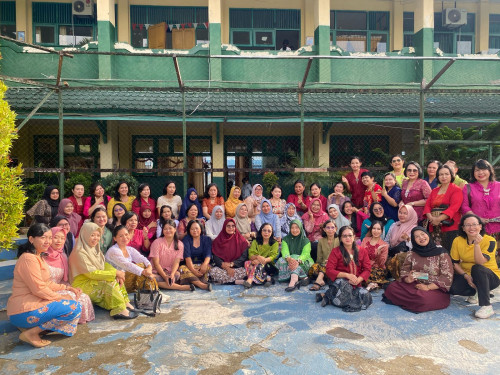 PERINGATAN HARI KARTINI DI SMKN-3 PALANGKA RAYA