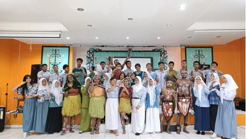 KEDATANGAN MAHASISWA PAPUA DI SMKN 3 PALANGKA RAYA